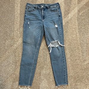Old Navy Rockstar Super Skinny high rise jeans